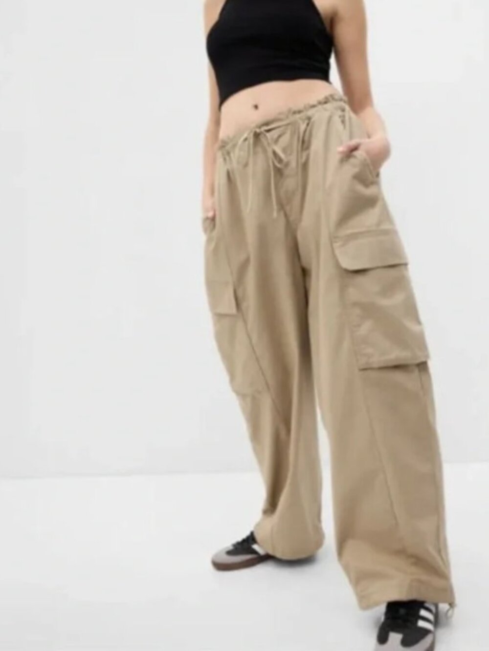GAP Organic Cotton Cargo Parachute Pants (S/M)